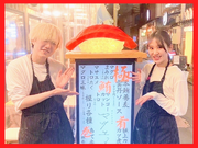 週2日／5h～OK！代々木駅1分★ほぼ新宿のれん街のスシ酒場♪髪色ネイルピアス自由◎履歴書不要◎の詳細画像
