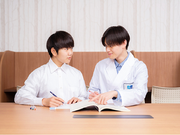 １対１の個別指導講師（採用お祝い金あり）私服OK / 新大学１年生歓迎 / 未経験歓迎 / 週2日～、１日２コマ～ / 小中高の詳細画像