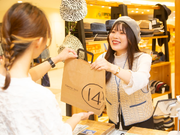 【帽子・ヘアアクセ販売】バイトデビュー歓迎☆週2～シフト相談OK＆髪色服装自由で働きやすい環境です♪の詳細画像