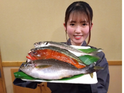 ★留学生歓迎★中目黒徒歩２分！無料の食事付！「寿司と鮮魚　魚いち」　ホールスタッフ募集！の詳細画像
