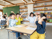 【キッズインストラクター】＼＊4～12歳対象の学習サポート＊／ 未経験OK◎ 週1日～・90分～OK☆の詳細画像