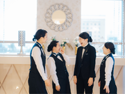 【ブライダルサービスSTAFF】時給1350円〜アルバイトデビュー、未経験、友人同士の応募大歓迎★表参道駅すぐの結婚式場で料飲サービスの仕事♪　#週1日～OKの詳細画像