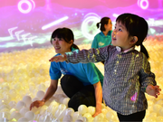 【テーマパークstaff】こどもの笑顔がまぶしい☆いま話題の次世代型テーマパーク♪週2～◎の詳細画像