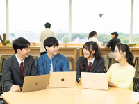 【横浜キャンパス】中学生のグループワーク授業の運営補助・学習サポート/コーチングの詳細画像