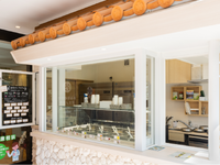 赤羽駅徒歩1分☆薬局併設の健康cafe＆本格ジェラート販売のお店ですの詳細画像