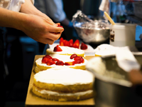 ＼バイトデビューも歓迎♪／学校終わりの空いた時間に♪就活に活かせる応対力をムリなく身に付けよう♪の詳細画像