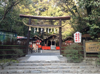 神社での巫女、男子補助員 週１日以上平日（特に水曜日、金曜日）勤務可能な方募集　日給９０００円＋交通費食費補助１０００円の詳細画像