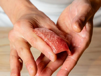 ＼ 北堀江　鮨店スタッフ ／　未経験歓迎◎時給1200円以上！週2～OK♪の詳細画像