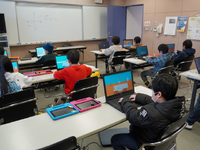 【未経験OK】土曜日／小学生向けプログラミング教室お手伝いの詳細画像