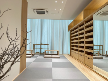 【学業と両立可◎】1日4時間～、週2日～OK！週末フルタイム勤務・未経験者歓迎◎ウエディングドレスショップで将来役立つスキルを身につけませんか✨？