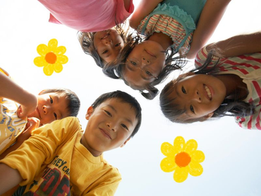 ⭐未経験からチャレンジ⭐＼学童保育の補助スタッフを募集／学生さん大歓迎🌷シフト自由😊＜堺市立庭代台小学校の学童保育＞