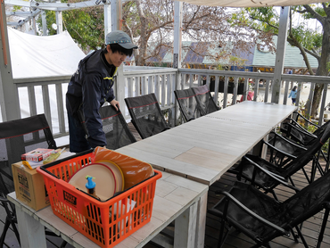 授業がない日に屋外で思いっきり体を動かすアルバイト！土日祝に週1日～OK◎自然いっぱいの公園でアクティブに働く環境なので大学生が多数活躍中♪イベント感覚で楽しく働けて従業員割引もあり◎BBQ会場の運営STAFF募集！ (003a)