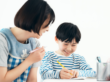 【未経験OK◎】教育格差をゼロに。学校ではないからこそできる学習支援のスタッフ募集！