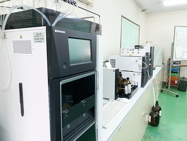 ★化学メーカーでの分析測定バイト《※理系化学系学生限定》週1回3時間～春夏冬休み限定もOK!!