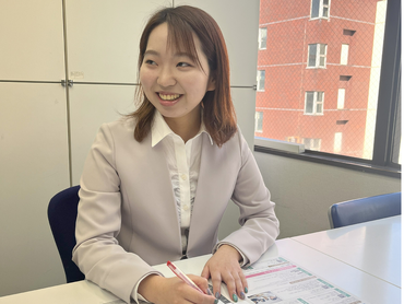 河合塾Wingsの教室で、中学１・２年生への理科・社会の個別学習サポート　#バイトデビュー・未経験歓迎　#服装自由　#ネイル自由　#髪色自由　#週１日〜OK　
