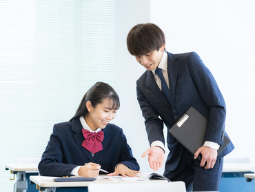【九大学研都市駅徒歩２分】個別指導講師（週１日～OK！）
