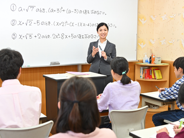 【成基学園四条西院教室】経験者活躍中！集団指導講師を大募集♪