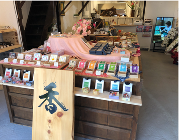 お香販売スタッフ募集、八坂神社、高台寺近くの祇園下河原で弊社オリジナルを中心としたお香商品や和雑貨の接客販売品出し補充など