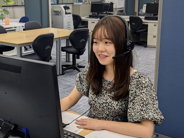【初バイト歓迎／健康経営認定優良法人】髪色ネイル自由◎マニュアルありのかんたんコールセンタースタッフ／プチボーナスありで頑張りがお給料に還元★