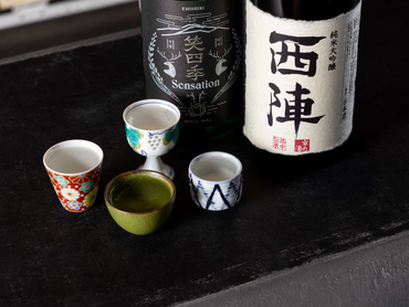 まかない有★四条烏丸駅〜徒歩1分！＜オシャレok＞髪型・髪色自由で自分らしく！週2日〜・1日3h〜okの自由シフトが魅力★履歴書不要★社割あり系列店20%off