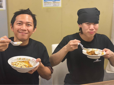 がっつり稼げる！まかない有★黒川駅〜徒歩1分！＜オシャレok＞髪型・髪色自由で自分らしく！週2日〜・1日3h〜okの自由シフトが魅力★履歴書不要★社割あり系列店20%off