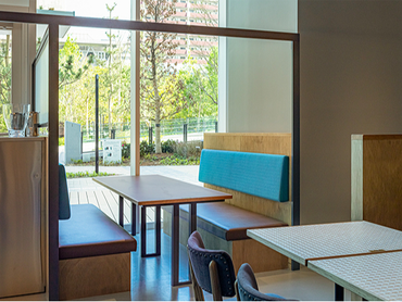 ★素直な仲間に出会える★週1回、1日4時間〜応相談◎100本のスプーンでお仕事◎＜豊洲店＞履歴書不要★