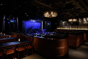 空き時間に、3h～勤務可！ NYに本店を持つライブレストラン Blue Note Tokyo