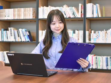 学校と両立★卒業予定の方もOK！営業事務、一般事務（セミナー運営・事務スタッフ）