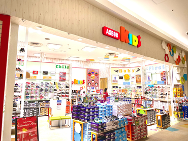 【週1日・1日2時間〜勤務OK☆】＼シューズショップの販売スタッフ募集中♪／-1204