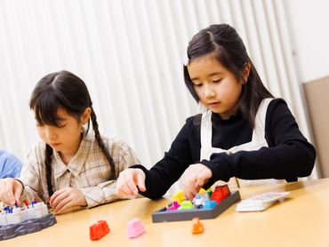 【子どもと遊び、子どもと学ぶ】Ｚ会グループの学童保育で『ガクチカ』！シフトは柔軟に対応◎研修充実で未経験でも活躍♪　武蔵浦和