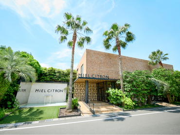 <駅チカ・週1&4h～で働きやすい◎>未経験から始めた学生アルバイトさん多数！結婚式の接客&サービスのお仕事を通して"特別な1日"を一緒に創りませんか？