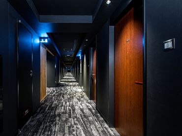 ホテルで働きたい方必見！フロント、ロビーアテンド等で接客スキルが学べます。