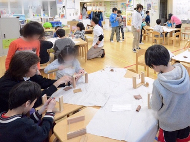 夏休みだけの短期OK！週2～学童指導員大募集！小学校で子どもの遊び見守り／品川区鮫浜