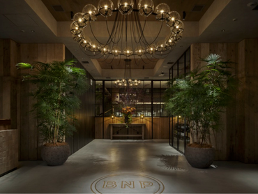 カジュアルダイニング&バーのフロントスタッフ