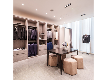 【学業と両立可◎】1日4時間～、週2日～OK！週末フルタイム勤務・未経験者歓迎◎ウエディングドレスショップで将来役立つスキルを身につけませんか✨？