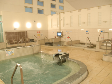 【温泉施設スタッフ】夕方のスキマ時間に★週2日～OK！無料入浴の特典つき◎