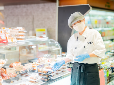 1回生も4回生も歓迎♪マニュアル完備／駅チカ1分／週2〜◎シフト申請2週間ごと【I-dining　近鉄百貨店　上本町店】#一人暮らし必見