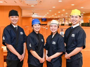 無添くら寿司　なんば千日前店　フロア・キッチンスタッフ大募集　週2日～1日3時間～シフト応相談　5月中旬オープンのお店で一緒に働きませんか！