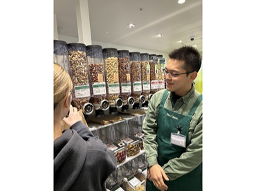 1日3時間〜OK！フランス発のオーガニックスーパーの販売スタッフ・未経験大歓迎