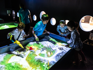 【テーマパークstaff】こどもの笑顔がまぶしい☆いま話題の次世代型テーマパーク♪週2～◎