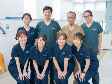 【未経験大歓迎！】名古屋駅からも金山駅からも１駅の名鉄山王駅から歩いてすぐの歯科医院！　★片付け等の補助業務★　平日夕方～20時まで勤務できる方大歓迎！☆週１回３・４時間～OK☆　髪色自由！ネイルもOK！　長期勤務で昇給もあり！