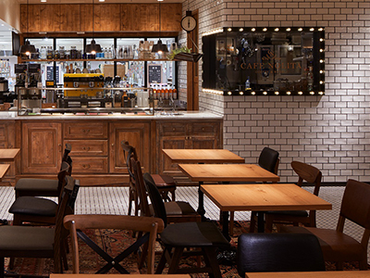 【週1日〜】【1日4時間〜】バイトデビューも大歓迎！おいしいまかない付｜COFFEE & NY DELI CAFE NOLITA　アトレ川崎