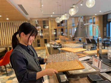 【オープニング大募集!】アンカード・バイ・リーガ　大阪なんば内レストラン　スタッフ（接客or調理）