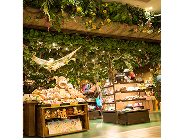 【週1日〜】【1日4時間〜】ワクワク満載☆まるでジャングルなレストラン｜レインフォレスト カフェ・トーキョー　イクスピアリ