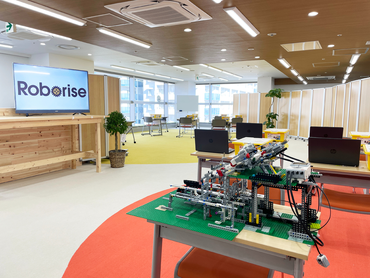 【履歴書不要】未経験OK◎幅広い年代活躍中！ロボット教室の講師