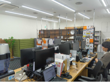 ★週3日～OK★外国籍のお客様のアテンド業務★　初心者歓迎（研修あり）！