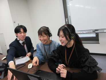【髪型･髪色自由！ネイル･ピアスOK】【18時以降 時給1400円】短時間勤務も可能だから長期で続けられる✨郵便物に関する問い合わせ対応