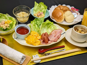 ＜朝食の配膳＞旅館で配膳のお仕事☆シフトは固定ではないので自由☆未経験OK！