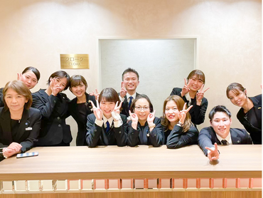 【結婚式場のコンシェルジュ】アルバイトデビュー、未経験、友人同士の応募大歓迎★新大阪駅から2駅のガーデン付結婚式場♪お客様をお迎え・ご案内するお仕事。週1日～OK