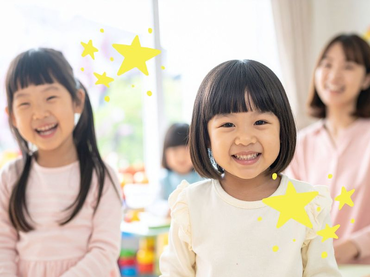 ⭐未経験からチャレンジ⭐＼学童保育補助スタッフを募集／学生さん大歓迎🌷シフト自由😊＜台東区 東泉こども教室＞